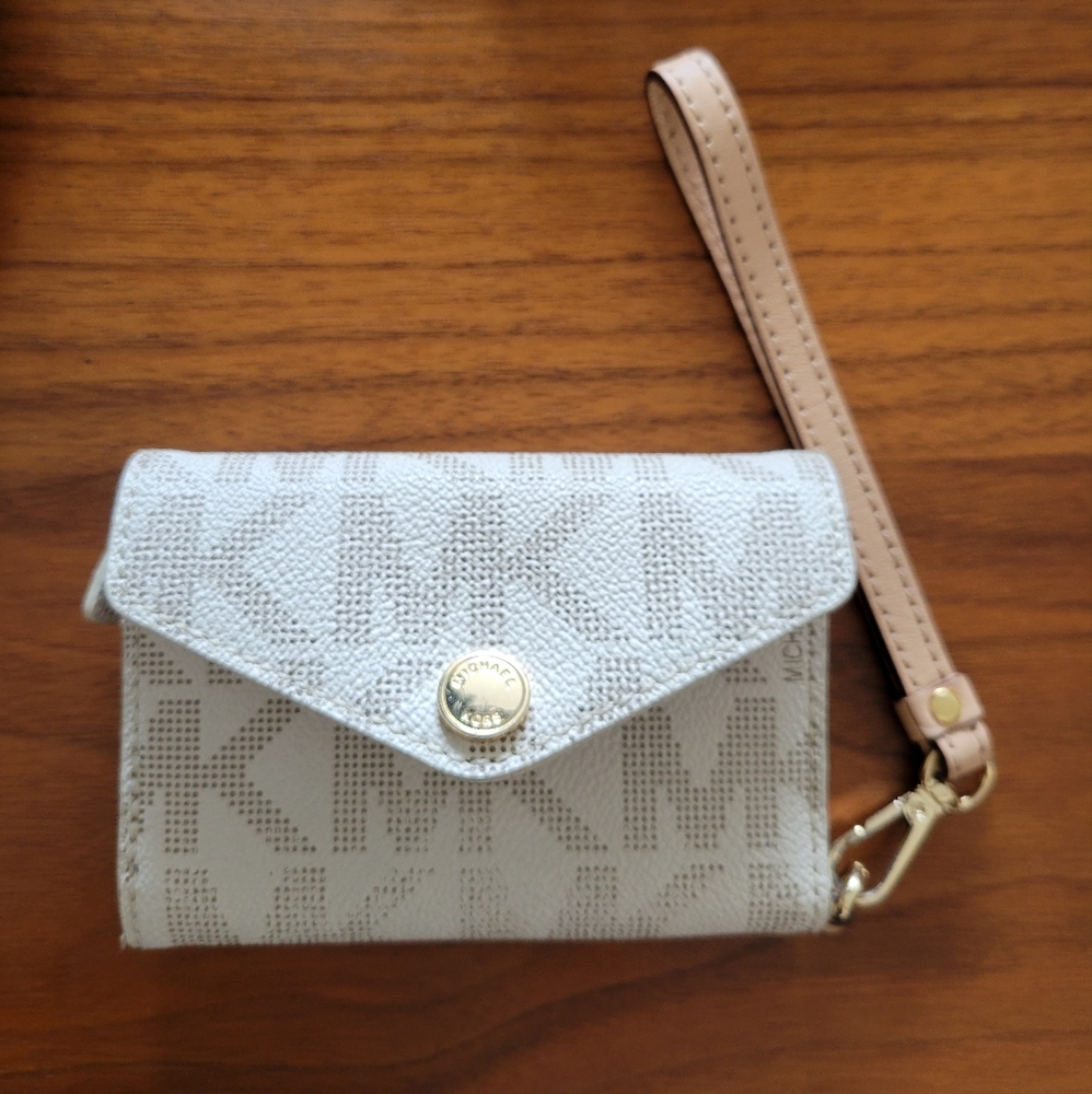 Michael Kors wallet